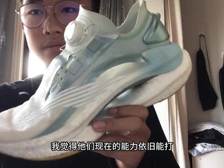 小绝影性价比,大绝影舒适透气,颜值都挺高#跑鞋 #好鞋推荐 #李宁绝影 #跑鞋测评