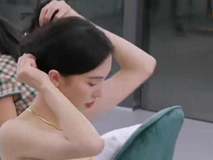 金晨在中餐厅的筷子盘发没盘上,给大家出了个详解版的~#头饰发饰 #美出高级感 #簪子挽发 #金晨