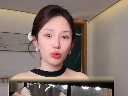 瑶瑶和龙队突然亲了一口,小情侣的甜蜜,姐妹们磕到了吗😂 #ai瑶瑶 #龙浩天 #龙浩天瑶瑶 #情侣