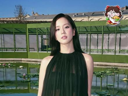 历代级的公主待遇就是这样权威#金智秀jisoo #金智秀 #巴黎时装周 #颜值#blackpaink