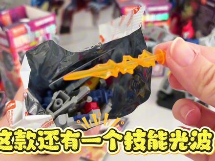 路边捡到变形金刚积木人盲盒!打开以后傻眼了! 没图纸的情况下你能拼好吗?#变形金刚 #布鲁可 #积木 #积木人 #盲盒