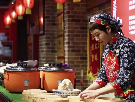 赶快学起来!爱吃莜面的朋友!今天王村姑手把手教你制作莜面窝窝。#美食 #地方特色美食 #美食拍摄