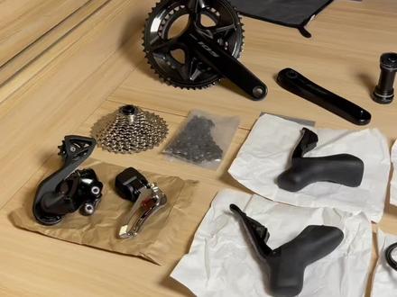 全民电变时代真的来了?#让骑行成为一种生活 #自行车 #骑行装备 #公路车 #骑行