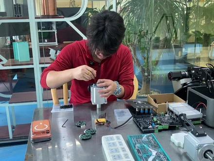 750w电机装驱动器。驱控一体伺服电机。