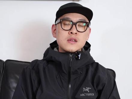 始祖鸟Arc'Teryx中间的 ' 撇号是什么意思? #始祖鸟 #arcteryx #始祖鸟冲锋衣 #硬壳冲锋衣 #软壳冲锋衣