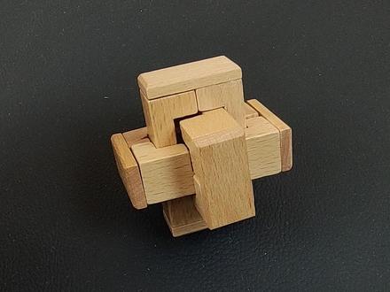 鲁班锁心心相印教程#益智玩具 #智力解扣 #鲁班锁 #孔明锁