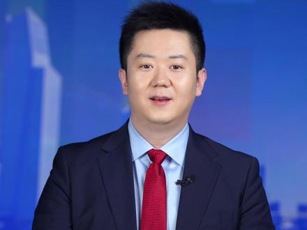 未来五年,工资能涨不?看病用不用跑断腿?孩子上学更省心吗? 14 亿人关心的生活大小事儿,全在刚出炉的四中全会公报里!“十五五”规划太实在,主播郭峥4分钟为您解读。#解读十五五规划 #四中全会审议通过十五五规划建议 #十五五经济社会发展主要目标