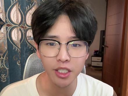 真假小本事件讨论! #我的世界 #小本 #假小本 #渣渣辉TD