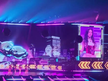 虞书欣生日演唱会《我怎么这么好看》片段
#虞书欣 #虞书欣生日演唱会 #虞书欣演唱会 #虞书欣生日快乐