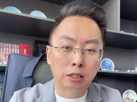 一人干翻一众学术大佬 耿同学的危害比翟天临还大? #大学 #大学生 #博士 #论文 #正能量 @耿同学讲故事