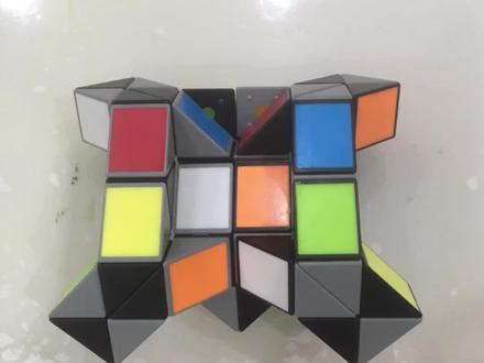 #玩转魔方 #益智玩具 #魔尺 48段魔尺变艾克斯变身器