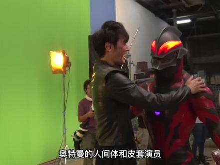 奥特曼皮套演员都是谁演的?佐菲的头套为什么会烧着? #奥特曼 #迪迦奥特曼