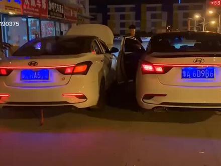 这两辆现代名图尾灯改装,二个字帅、酷