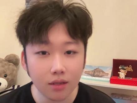 最好的朋友在身边 最爱的人在对面 尝试一手虹之间~好难哈哈哈#无声卡清唱 #非常互娱 #憨憨小炮辉 #抖加小助手 #翻唱