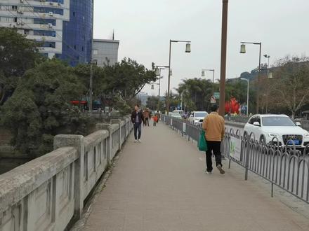 自流井老街,依山傍水