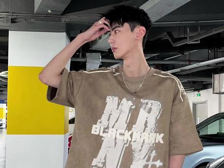 身高不一样没关系 到头来还是要对齐#摩羯座 #190 #直男 #s #fyp