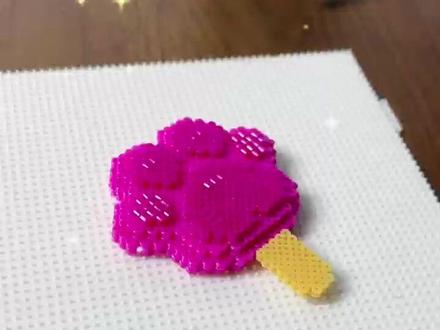 快来尝尝爪爪冰棍~ 超好看的爪爪冰棒,简单又好看#拼豆 #疯狂动物城2 #立体拼豆 #拼豆教程