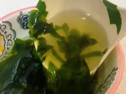 都来试试,完美复刻米村家的裙带菜汤,高级好喝#美食 #家常菜 #裙带菜 #简简单单一顿家常便饭