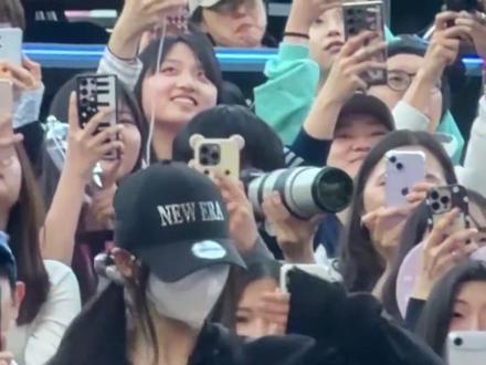 点那两下头给我爽晕了……完全机械姬! 【260505】首尔儿童大公园庆典活动 饭拍视频
©️hrtlyday
#MOKA #境萌花 #ILLIT