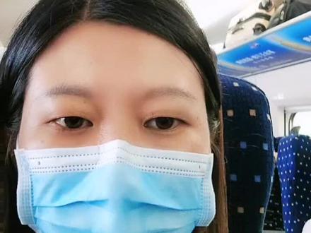 网传儿童6-14岁坐高铁动车半票是没有落实的,现在孩子身高普遍偏高,1.2-1.5米买儿童票,1.5米以上全票,例如:我儿子13岁身高1.58全票#高铁儿童票 #高铁🚅 #平安出行 #来一次说走就走的旅行