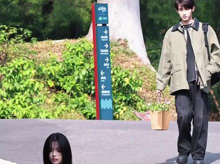 一股清冷倔强感 #杨超越 #郑雨