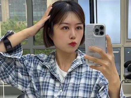 鱼子酱护发永远的神!南坊新店 尝试啦 很OK
#懂你的发型师 #人气美发店推荐 #临沂剪发