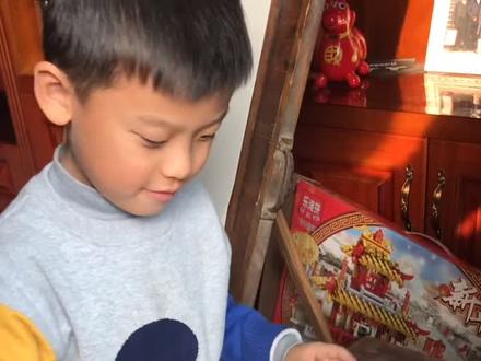 军棋制作材料:笔、尺、板、瓶盖、木条、锯子、钉子、钉锤等,简单的工序占了半天时间,画线路图占时间😄#手工制作