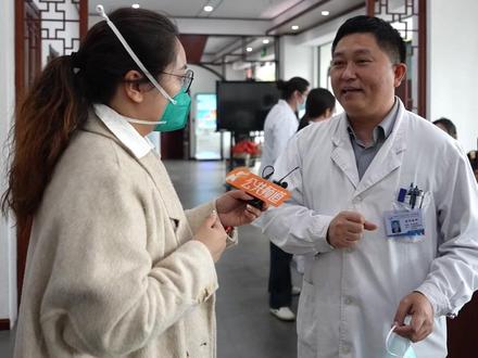 全国整体进入流感流行季 中医特色诊疗火爆这个方法学起来 大人小孩都适用 赶紧学起来#专家回应郑州这波流感何时结束 #流感来袭