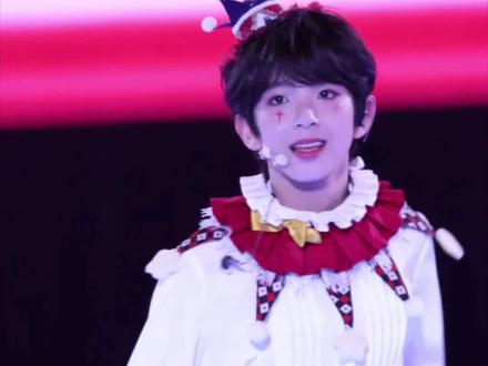 陈浚铭《大舌头》直拍
#陈浚铭 #tf家族新年音乐会 #舞台直拍