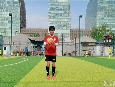 #少儿足球 #足球教学 垫球技巧来啦!