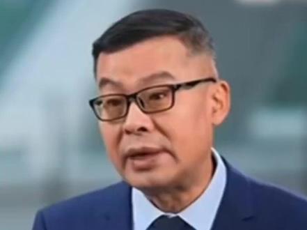 清华大学国际关系学系教授吴大辉:任何一个国家都不是一座孤岛,或者说都不是一座安全岛。所以鸡蛋不能放在一个篮子里,中国要消弭内贸和外贸的差别,并建立一套独立的支付体系。#中国#美国#俄罗斯#乌克兰 (瞭望智库)