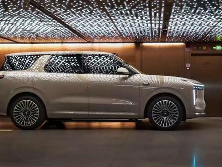 买LS8必看!2分钟了解智己超级智能体发布会 #千问大模型首上智己LS8 #智己行业首发超级智能体 #智己LS8