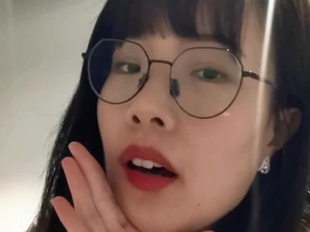 啥啥啥,黄金快跌破1000了?合着前两天那是为了诱惑我这三瓜两枣的入局呗#创作者中心 #创作灵感 #黄金暴跌 #黄金走势 #狗总