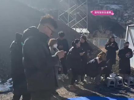 剪辑时还是不由自主的落泪 坦克大黄三宝 龙爸爸是爱你的,姨姨们也一样真的很爱很爱你们的,你们要记得在汪星吃饱穿暖 要快乐!!!😭😭😭😭😭@陕北狼牙—公益护农 @陕北狼牙 -龙队