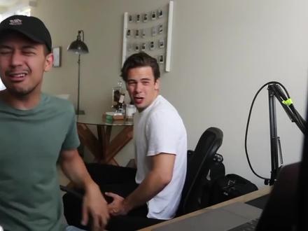 火遍全网的表情包终于找到出处了,原来都是真实存在的,你看过吗