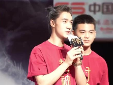 #封神哪吒杨戬名场面好帅
太酷啦杨戬+哪吒
#封神第一部