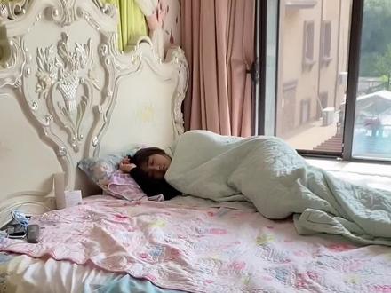 或者,早晨起床像我这么美丽的姑娘应该不多了!请好好珍惜❤️