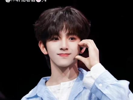 浚铭演出顺利
#陈浚铭 #陈浚铭四代唯一纯血门面 #陈浚铭实力主唱 #荣耀之战