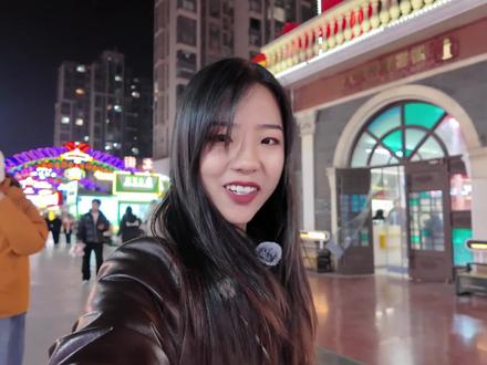 石家庄的火车头步行街,这里有没有你的青春🐶这里的美食你都吃过哪些?#石家庄过年去哪玩儿 #火车头步行街 #石家庄宝藏打卡地