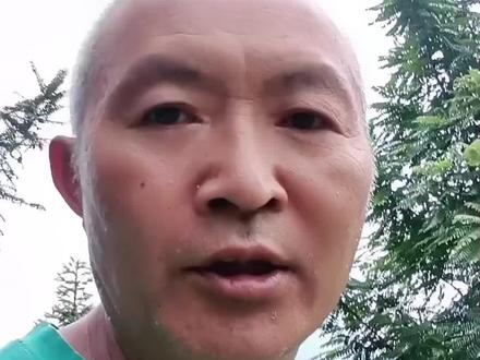 兄弟,你在作物炭疽病大爆发时用上它,真的有效果,40%苯甲吡唑脂10克+咪鲜胺10克+ 30%戊唑密菌酯20克兑水40斤,#来抖音学农枝 #传播农业小知识 #病虫害防治 #炭疽病
