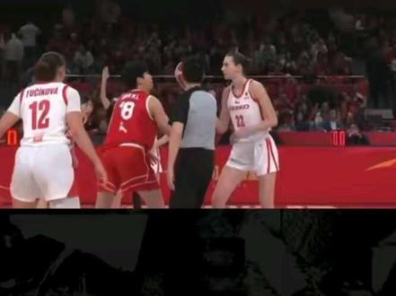 中国女篮84:74捷克女篮#今日热点 #女篮焦点战 #篮球赛事评论 #篮球 #