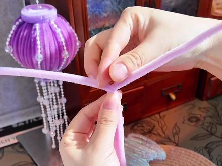 新手友好的元宵节超简单小灯笼 #扭扭棒手工教程 #让年味住进家 #马年就这样旺宅 #元宵节灯笼 #亲子手工