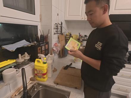 天天刷视频太上头,忍不住了自己做霉豆腐#霉豆腐 #vlog十亿流量扶持计划