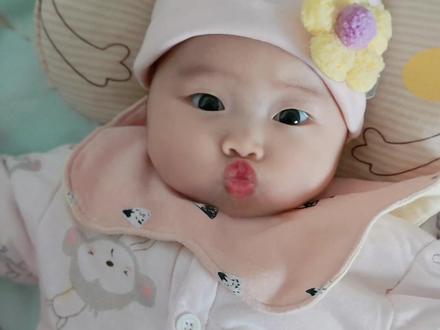 以后天天都是咱娘俩大眼瞪小眼了,不上班咋还开心不起来呢#人类幼崽