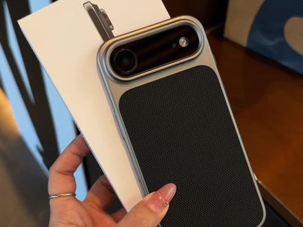 Air一降价就入手咯 真的好好看#手机壳推荐 #iPhone17air #这个手机壳真的长在我心巴上了 #迈博旅菱纹壳