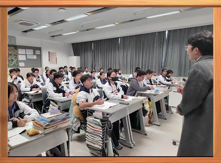 语文老师浪漫起来有多绝? “今晚月色真美”算什么?《诗经》早把爱写透了!从「蒹葭苍苍」到「两情久长」,诗经早就教我们“死生契阔,与子成说”
💌 评论区接龙:你听过最绝的爱情金句是______?#超级语文课 第四季3月1号起每周六20:30播出
#情人节 #今晚月色真美#爱真的需要勇气 #诗经