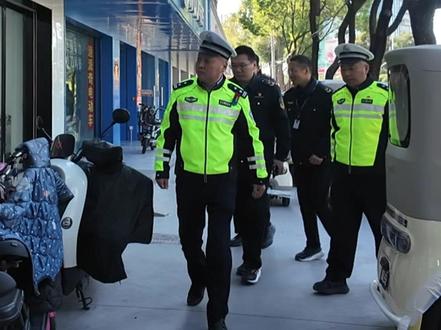 #旧国标电动自行车#全面禁售卖#新国标#最高车速≤25km/h#内置北斗定位与通知模块