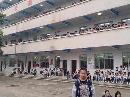 为期一周的汉寿职中校园歌手海选赛拉开序幕