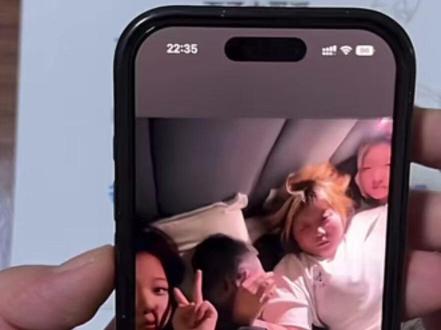 @雀的(小) @龙的 #精神小妹4人行