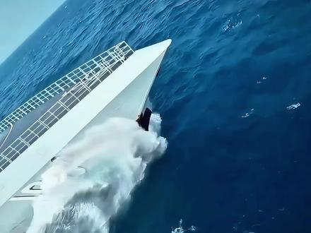 解密055核心战力!为什么它比航母还让敌人恐惧?#军事科技 #055大驱 #国之重器